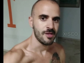 Walking around the building and i jerk off in the lift