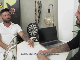 Hetero experimentando pela primeira vez