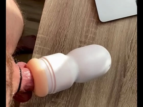 Joy cup masturbator