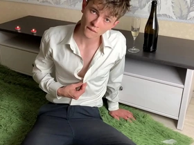 Your romantic date with boy from tinder/ /big dick /cum /uncut /cute / hot