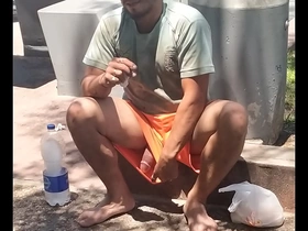 Homeless me muestra la pija