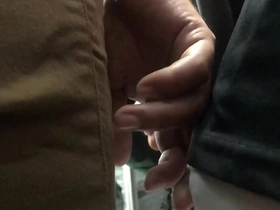 Tocada de bulto en el subte d